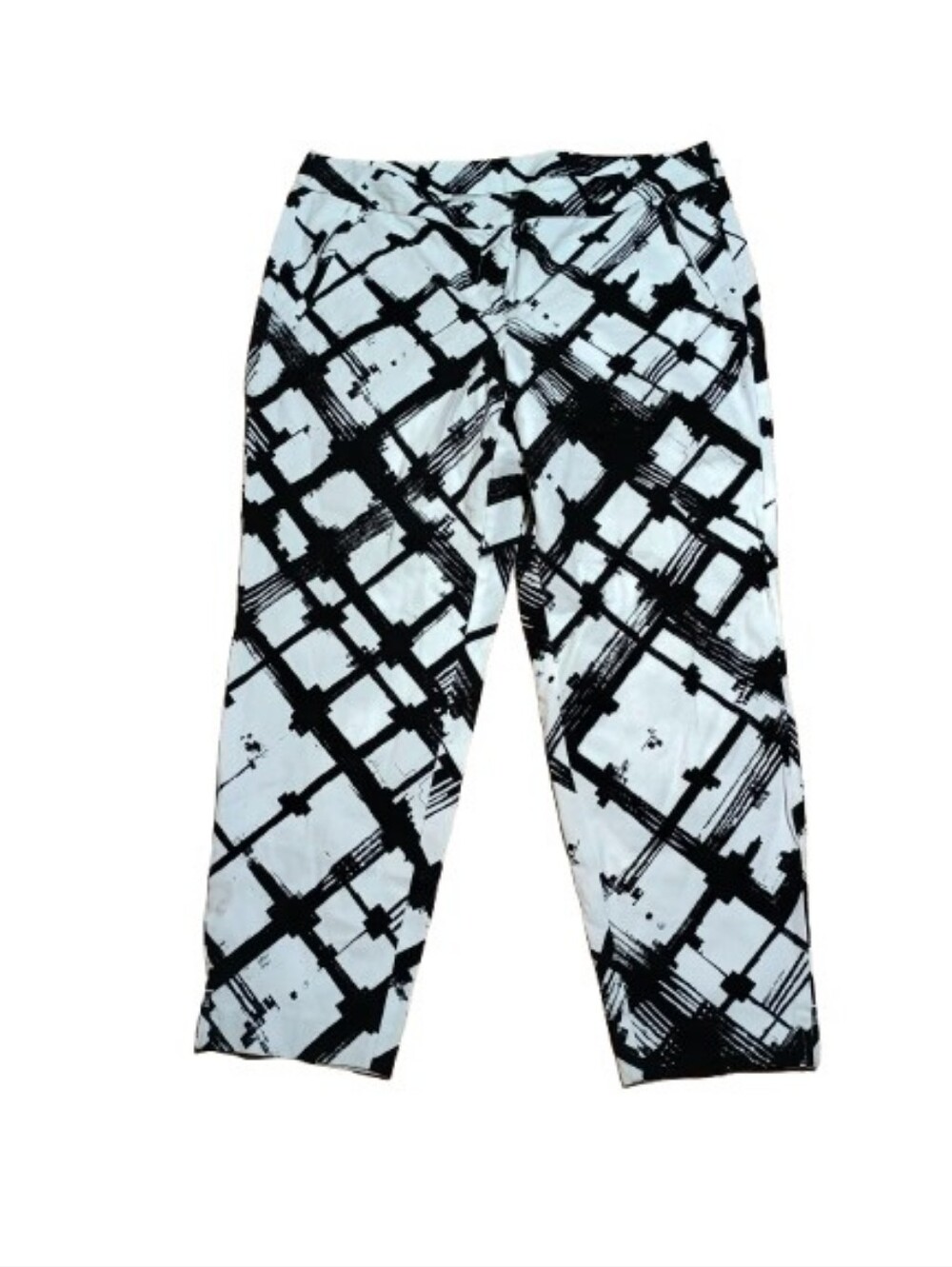 Lane Bryant Black and White Capris
